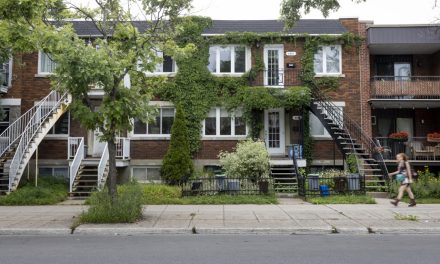 La SCHL prévoit désormais une baisse des ventes et des prix immobiliers en 2026