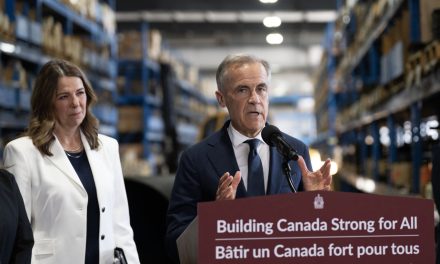 Les lobbyistes de l’industrie fossile ont rencontré le gouvernement Carney 1318 fois