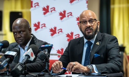 Profilage racial | Un ex-policier noir de la GRC poursuit Longueuil et la SQ