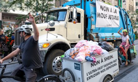 Ouverture de Shein au centre-ville de Montréal | Un coup d’éclat d’Équiterre joue les trouble-fête