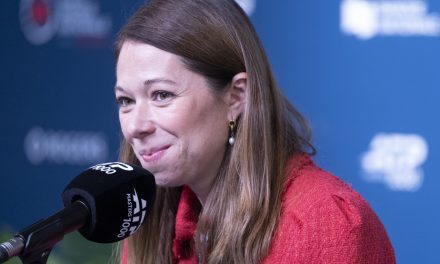 Construction d’un nouveau stade au parc Jarry | Valérie Tétreault tente de rassurer le public