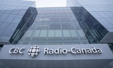 Après plusieurs critiques, CBC change sa politique sur les attaques du 11–Septembre