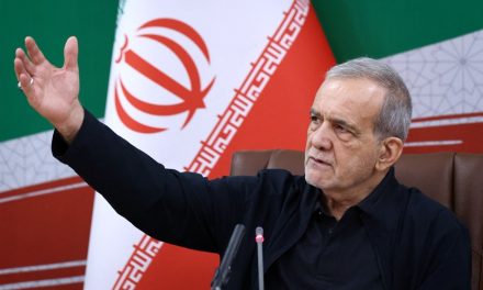 Iran | Le président appelle la population à « accepter » l’impact économique de la guerre