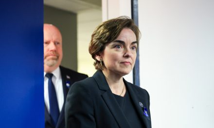Sondage Synopsis-La Presse | La remontée de la CAQ s’essouffle, le PQ reste en tête
