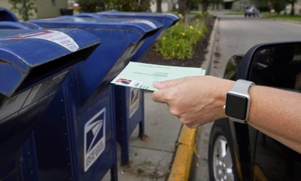 Élections de mi-mandat | L’administration Trump dépose un nouveau recours sur le vote par correspondance