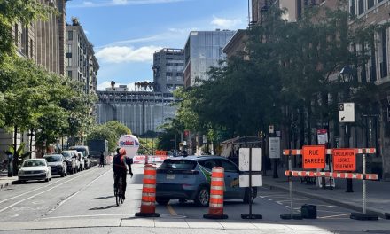 Montréal | Les entraves transforment le centre-ville en labyrinthe