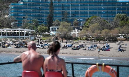 Droit à la déconnexion | Doit-on rester joignable en vacances ?