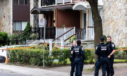 Saint-Léonard | L’homme qui aurait poignardé ses parents accusé de tentative de meurtre
