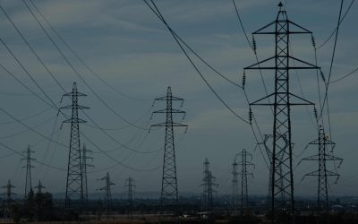 Planète économique | Le monde a besoin de rapetisser ses réseaux électriques