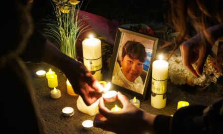Jeune tué par un policier à Longueuil | Veillée à la mémoire de Nooran Rezayi