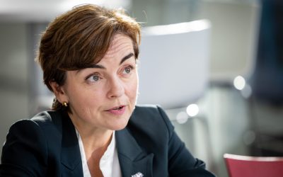 Entrevue éditoriale avec Christine Fréchette | Carney creuse un trou de 1 milliard au Québec sans l’avoir consultée