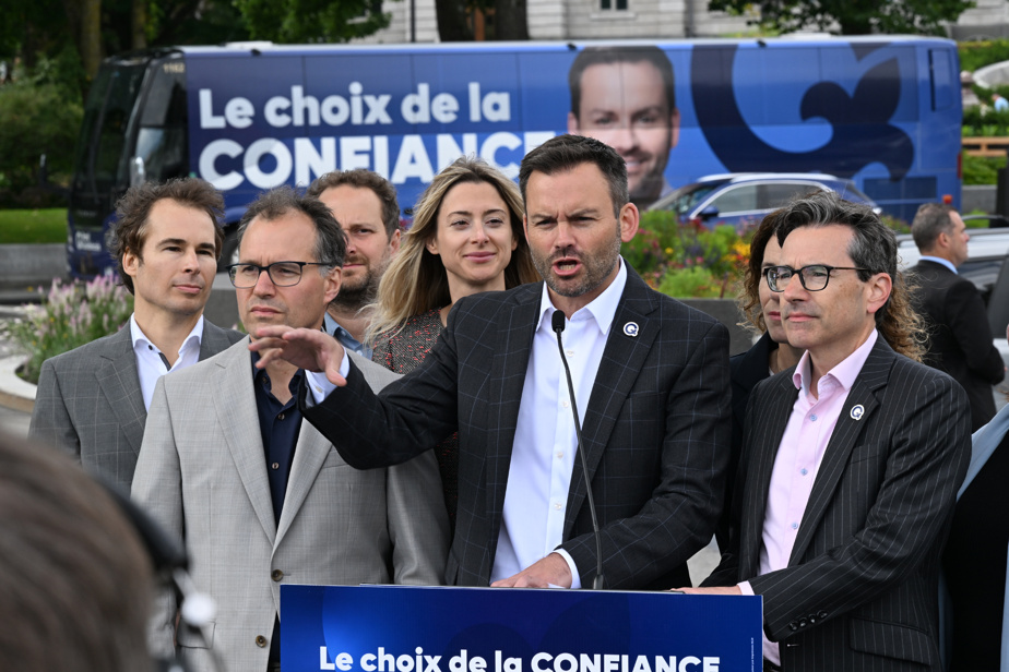 Le PQ veut investir 1,3 milliard en soutien à domicile pour les aînés