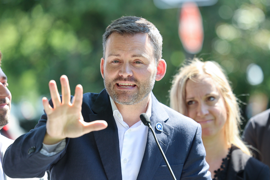 St-Pierre Plamondon promet d’« abolir la monarchie au Québec »