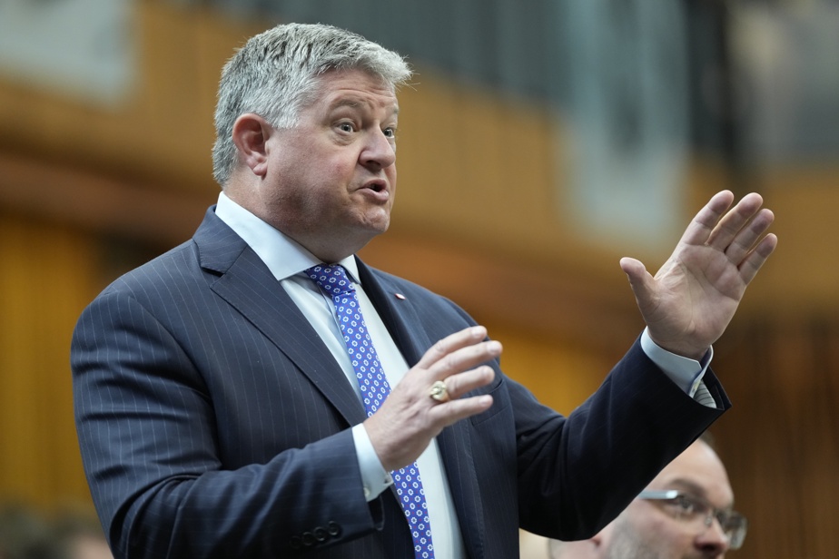 Un huitième député conservateur quitte le navire