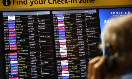 Royaume-Uni | Des dizaines de vols annulés à cause d’une panne du contrôle aérien