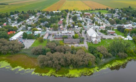 Montérégie | La langue au coeur d’une chaude lutte à trois dans Huntingdon