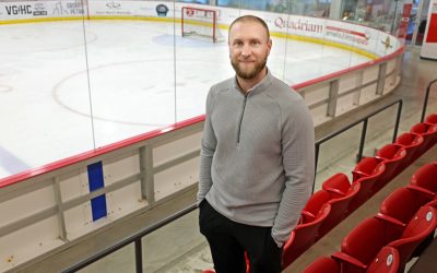 Nouvelle ligue pour gens d’affaires | Réseauter en jouant au hockey