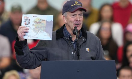 Élections de mi-mandat | L’administration Trump dépose une plainte pour empêcher une victoire démocrate en Alaska