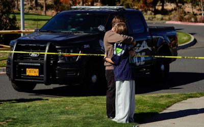 Tuerie dans une école primaire de l’Oregon | Un Américain salué pour son « héroïsme »
