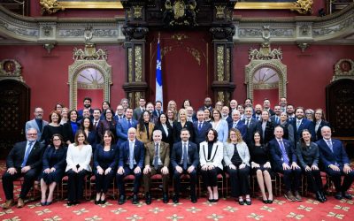 Assermentations des députés péquistes | Ils étaient trois, ils sont maintenant 59