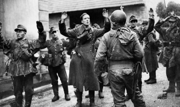 Fuite des Nazis après la Seconde guerre mondiale | La CIA aurait aidé 35 indésirables à se cacher au Canada