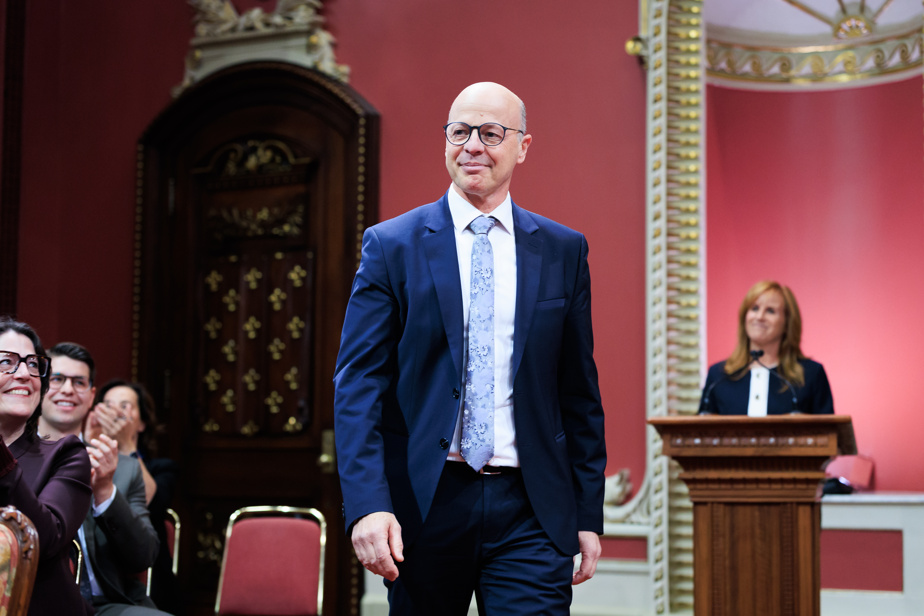 Assermentation des ministres | Des mandats sous la loupe