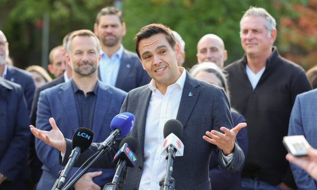 Première rencontre des libéraux | Le PLQ « de retour dans plusieurs régions », se réjouit Milliard