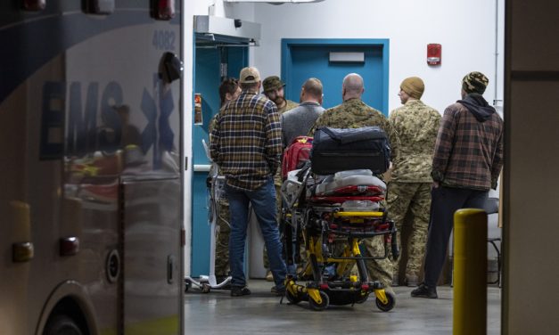 Tragédie à la base militaire de Wainwright | Ce qui attend les grands brûlés