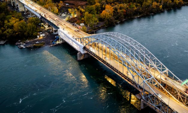 Travaux d’urgence | Que faut-il faire du pont Honoré-Mercier ?