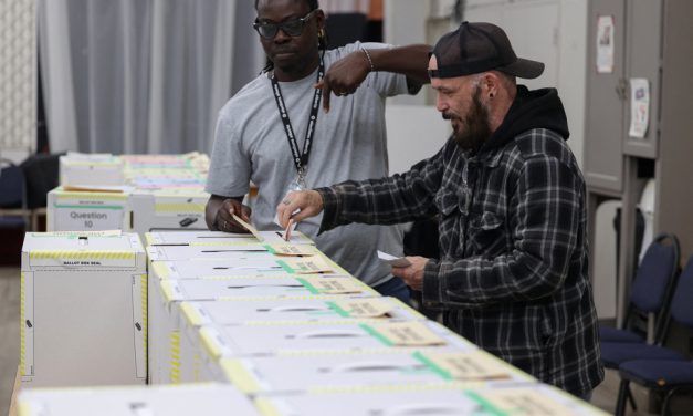 Référendum en Alberta | L’avenir de la province est dans les urnes