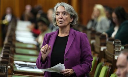 Projet de loi C-39 | « Ce n’est pas un chèque en blanc », assure la ministre Dabrusin
