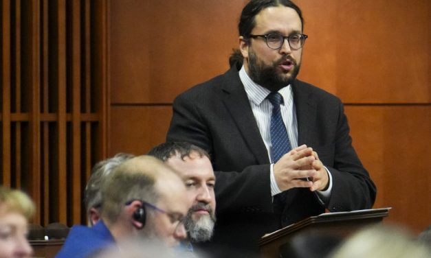 Projet de loi omnibus C-39 | Un seul élu pour exprimer les inquiétudes des groupes environnementaux