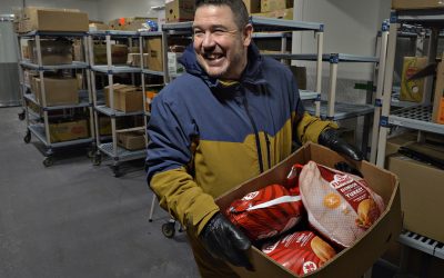 « Guerre des tuques » à Québec | Un refuge reçoit plus de 60 000 $ après un appel aux dons de Bruno Marchand