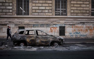 Des manifestations françaises de plus en plus violentes