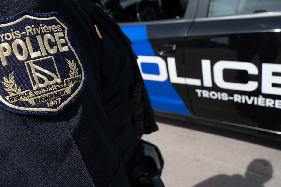 Courses de rue  | La police met fin à un rassemblement de 300 jeunes à Trois-Rivières
