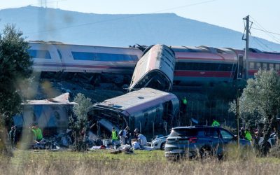 Espagne | Au moins 31 morts dans une collision entre deux trains à grande vitesse