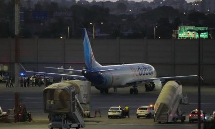 Attaque dans un avion de flydubai | L’enquête établit un « acte terroriste »