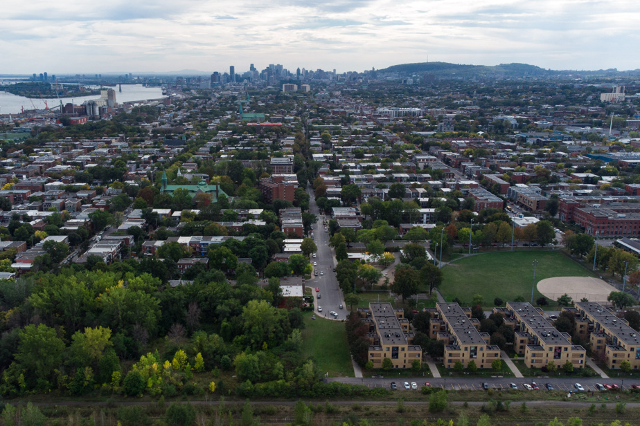 Taxes locales à Montréal | Un bond de près de 9 % en 2027